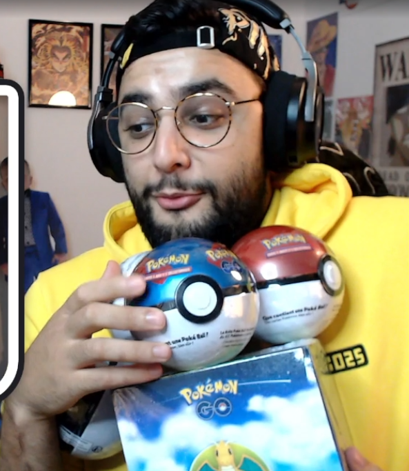 PlaY0urLife's tweet photo. On est en live ! Ce soir c'est du Full Pokémon (bon un peu de mk quand même)

MINUIT ON GO SUR #PokemonScarlet  🔥🔥🔥 

En attendant je go ouvrir tout ça hihi 😌🔥
(merci @Shikajim pour la livraison haha)

📹 https://t.co/S9LubjNnG0 https://t.co/kD4vEXOube
