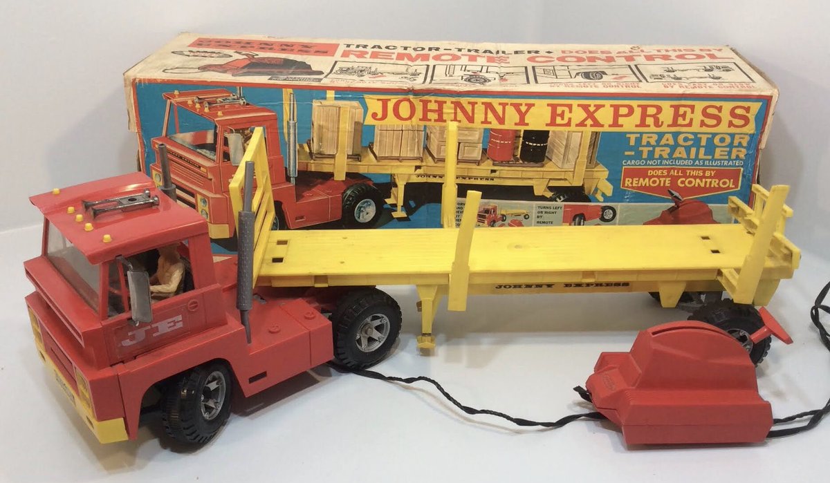 philzink's tweet photo. JOHNNY EXPRESS TRUCK.
Another 60s toy used for producing many Anderson vehicles was the Johnny Express truck from Topper Toys.
#gerryanderson #johnnyexpress #toppertoys https://t.co/CXZIgz7Tc3