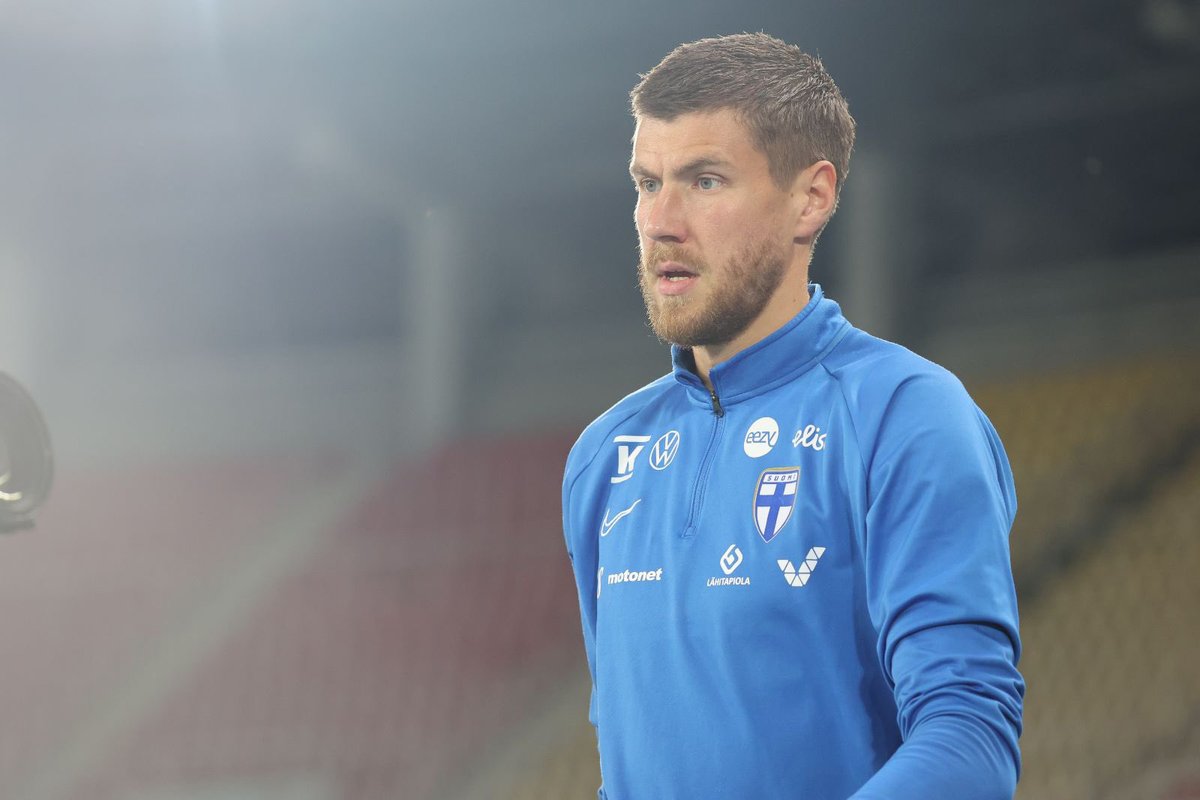 Huuhkajat's tweet photo. Pohjois-Makedonia-ottelussa täydet minuutit urakoineet Jesse Joronen ja Joel Pohjanpalo eivät ole Huuhkajien käytettävissä sunnuntain Norja-ottelussa.
Venezia FC:n kaksikko palaa seurajoukkueensa vahvuuteen. Lue lisää ➡️ https://t.co/YIpWNhJC94
#Huuhkajat https://t.co/HXcw324acF