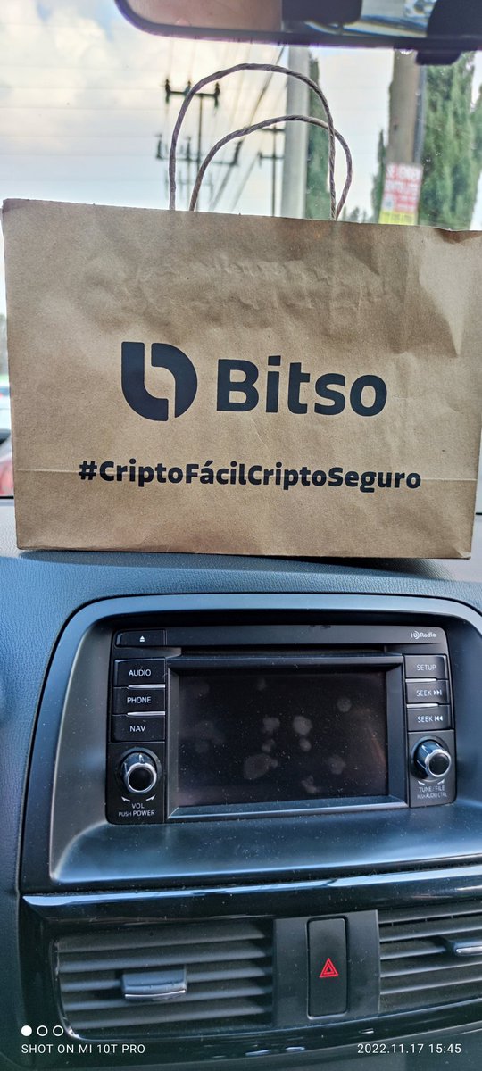 so0oft's tweet photo. Gracias tío  @Bitso https://t.co/Mcr7i7D1YJ