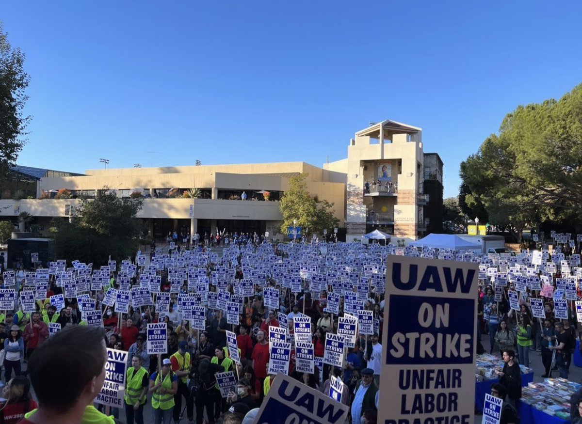 I’ve never felt a strong sense of community at UCLA until this strike began. It’s hard to explain how powerful it is to see graduate students coming together across disciplines, learning together, feeding each other, and fighting for one another. #FairUCNow @uaw2865