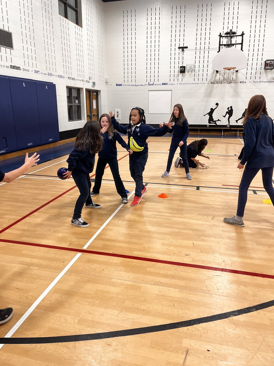 Ms. Holding tweet media