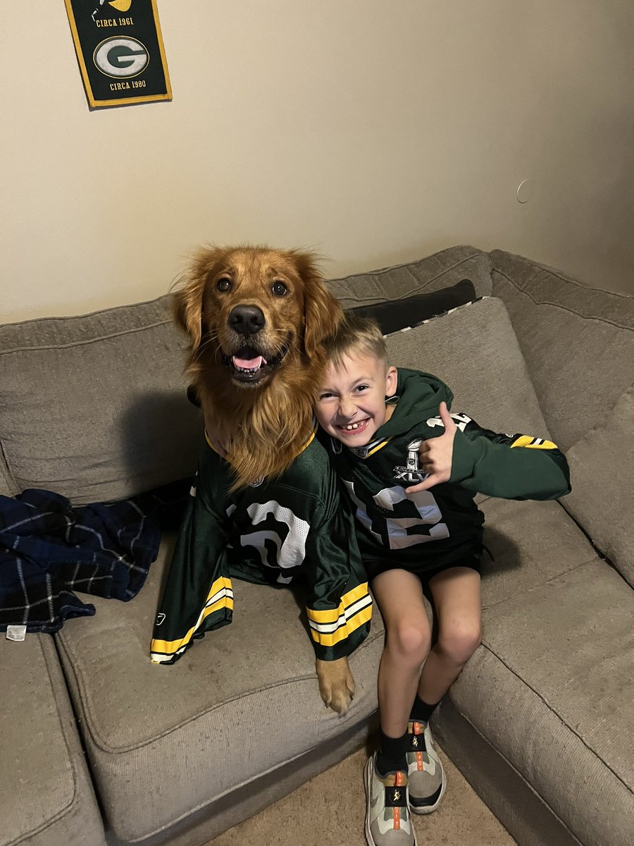 esch3434's tweet photo. #GoPackGo https://t.co/Pvdwl9KJMP