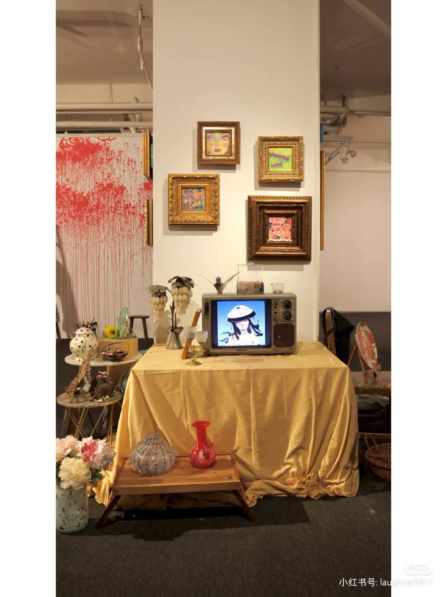 复古电视机与Rose 的结合成了大家停留最久的位置