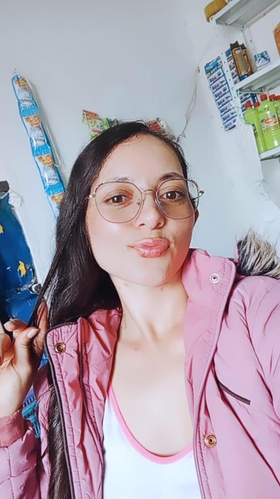 BermudesYanedis's tweet photo. La vida exige tanto que solo aveces queremos  un abrazo para acomodar todo y seguir de nuevo.🥹♥️ https://t.co/NWuKFC5Arq