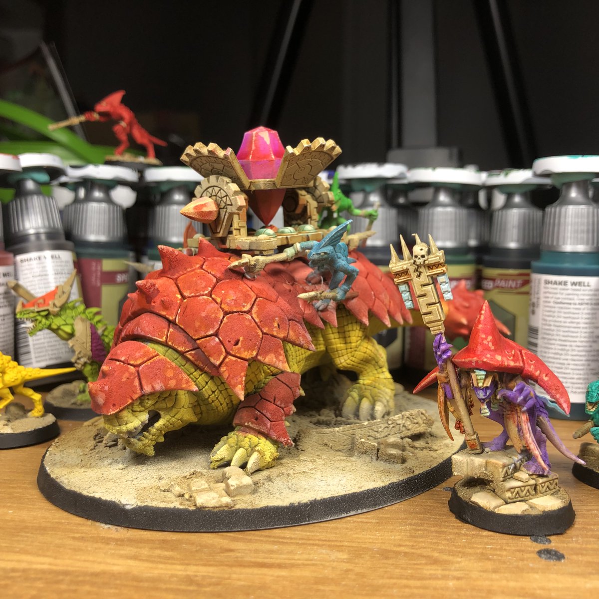 #HobbyStreakDay1385🌈🖌️🎨 Today I spent at least an hour continuing to test speed paints on #Seraphon🦖🦕✨🖌🎨 #Hobbystreak #wipwednesday