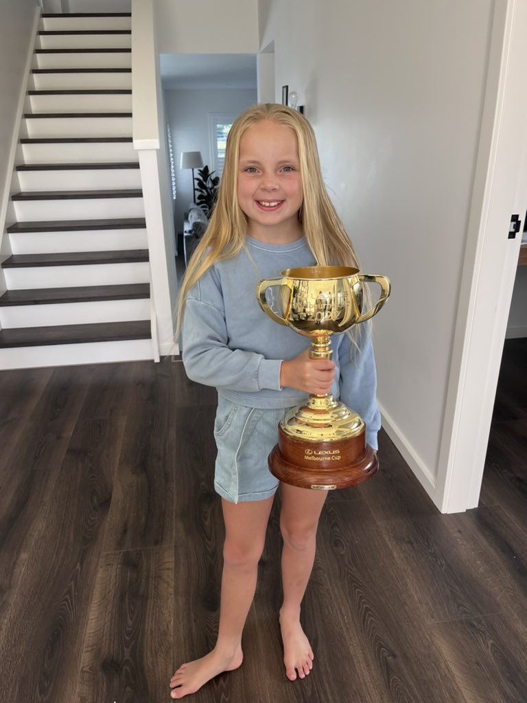 Lizzie Jelfs tweet media