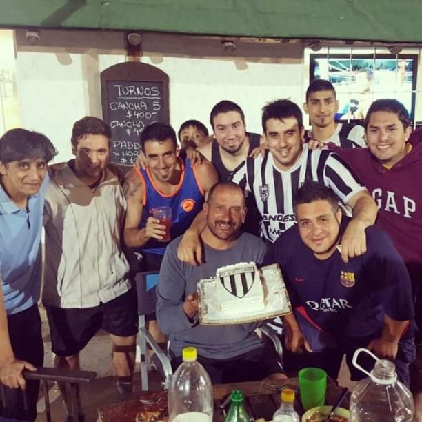 CachitoQuiroga's tweet photo. QEPD Pulpo querido! https://t.co/OMFTVuoQnx