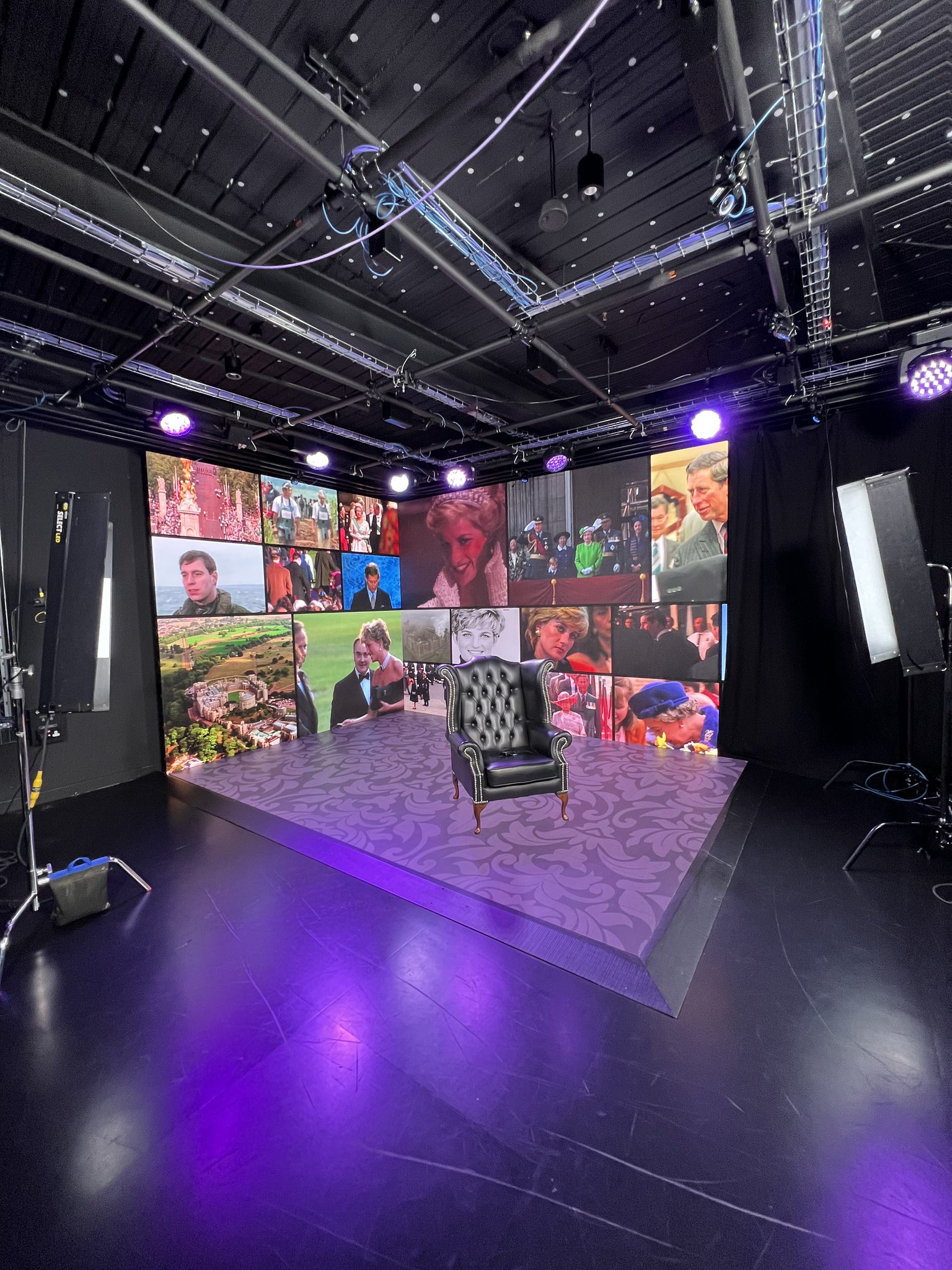 Omid Scobie on Twitter: "@bif_loman @23Stanzas @Yahoo Not green screen😅