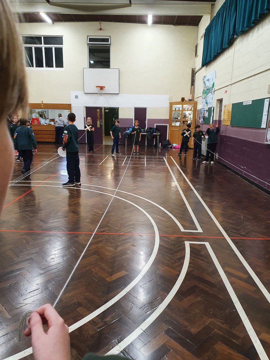 1stH_Spitfire's tweet photo. Our attempt at making rope. Quite successful I think. We'll done. https://t.co/HZY67QfjbP