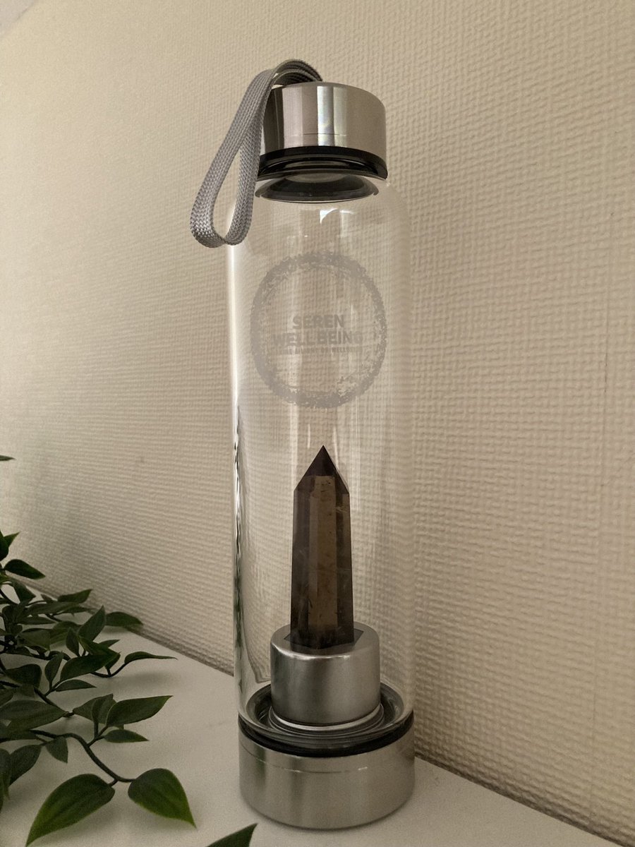 #smokyquartz #crystals #crystalhealing #healing #chakras #crystalwaterbottle #serenwellbeing #holistic #holistichealing #smokyquartzcrystal