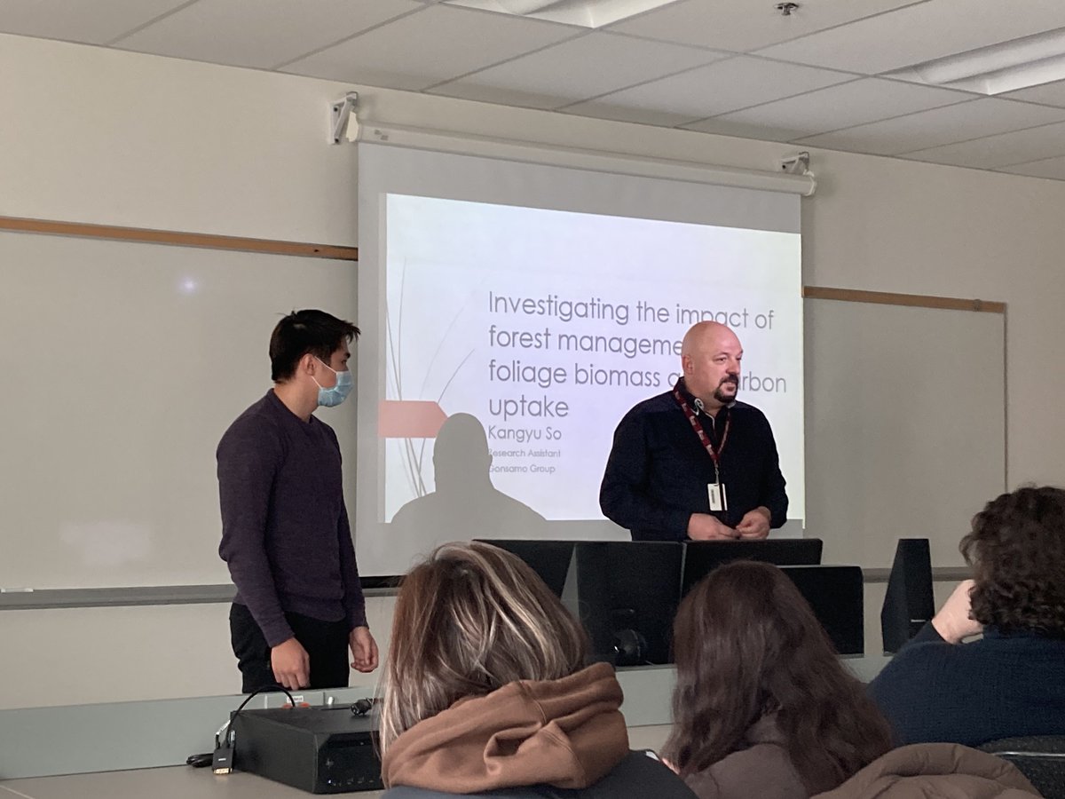 rblourenco's tweet photo. Happy to see two members of the McMaster University Remote Sensing Laboratory presenting at the GIS Lab #GISDay ! https://t.co/tKn5hmNdcC