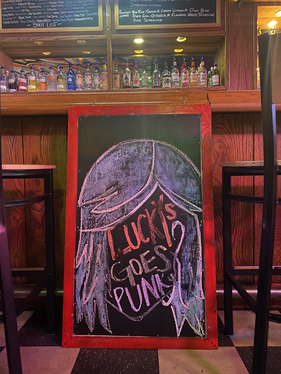 Are y’all as stoked for tonight as I am? Luckys Goes Punk @ 9pm!