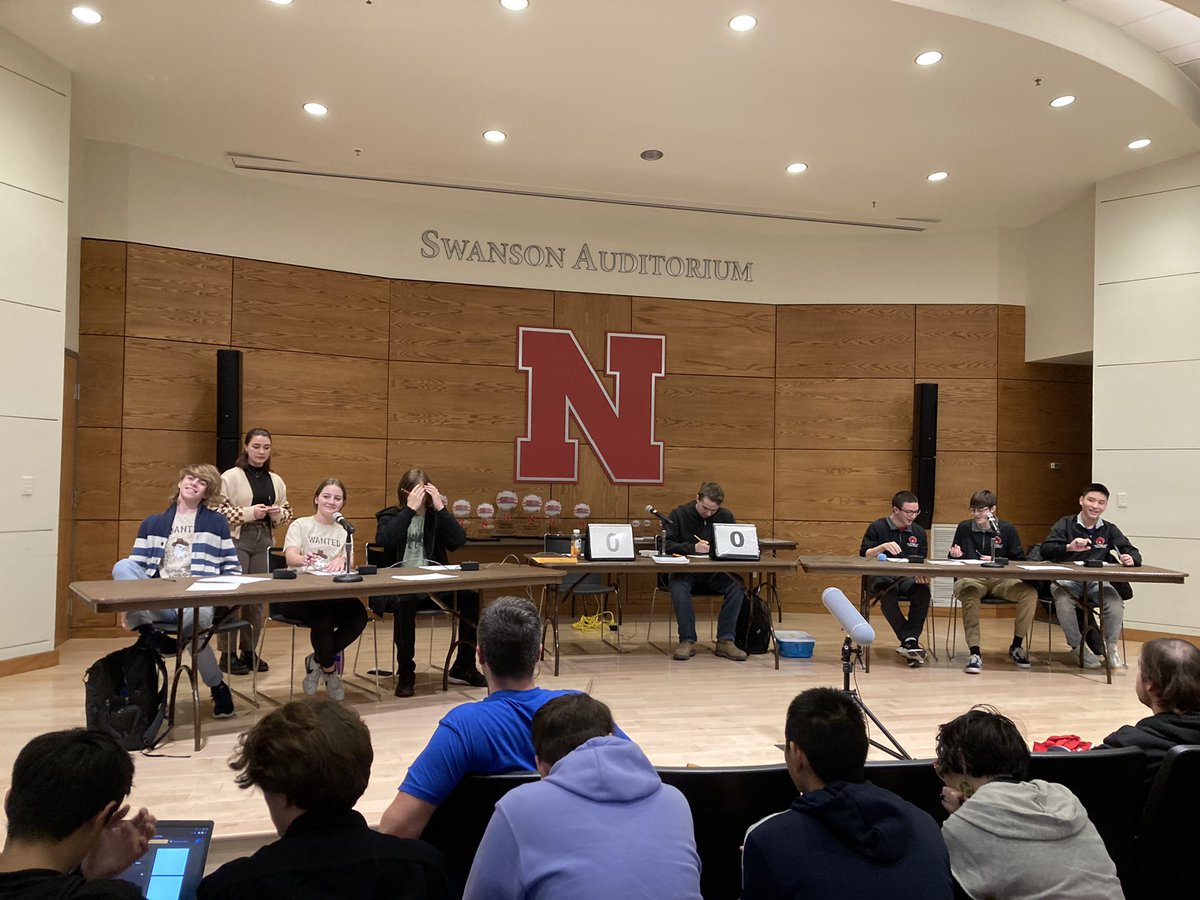 👀I spy a senior cross country Eagle in the finals of UNL Math Day Math Bowl!!