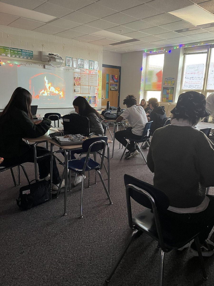 MrsKlobeTweets's tweet photo. Great collaborative effort solving the Gobbler’s Mystery today! And a nice cozy 🔥 on the board 😂 https://t.co/dDXmSi7E5X