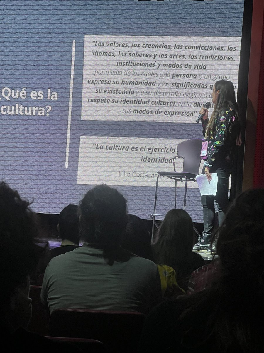 Sariss221's tweet photo. La cultura como pilar para nuestra educación y aprendizaje. #repteseduso22 @jluquesi55 https://t.co/Oi2718Cbi9