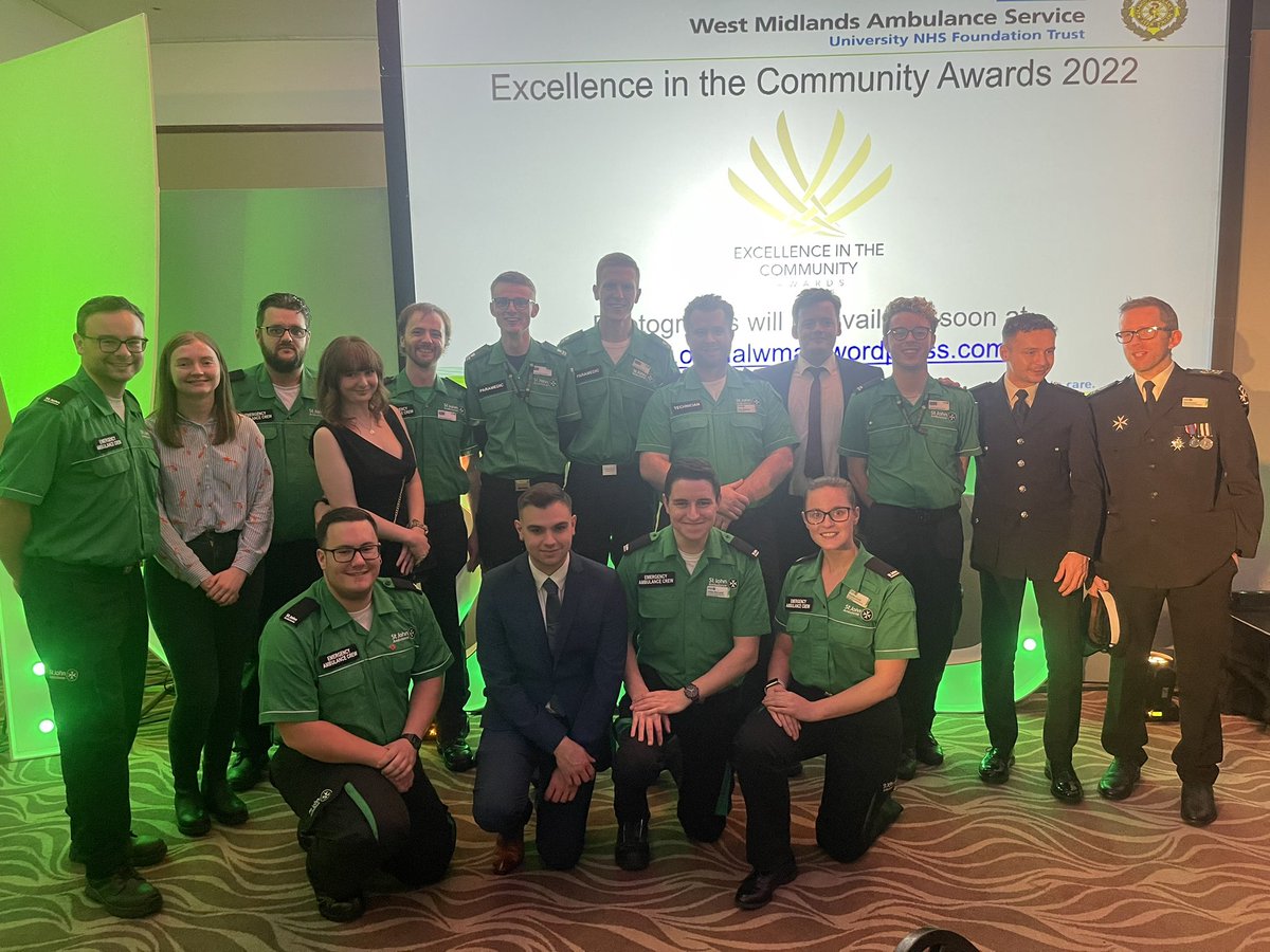 gregm1969's tweet photo. Highly honoured to be part of the @OFFICIALWMAS excellence in the community awards where lots of @stjohnambulance volunteers across the west midlands region were given awards @hblondon @CraigAHarman @stjacoo https://t.co/ie6ZR5k5ay