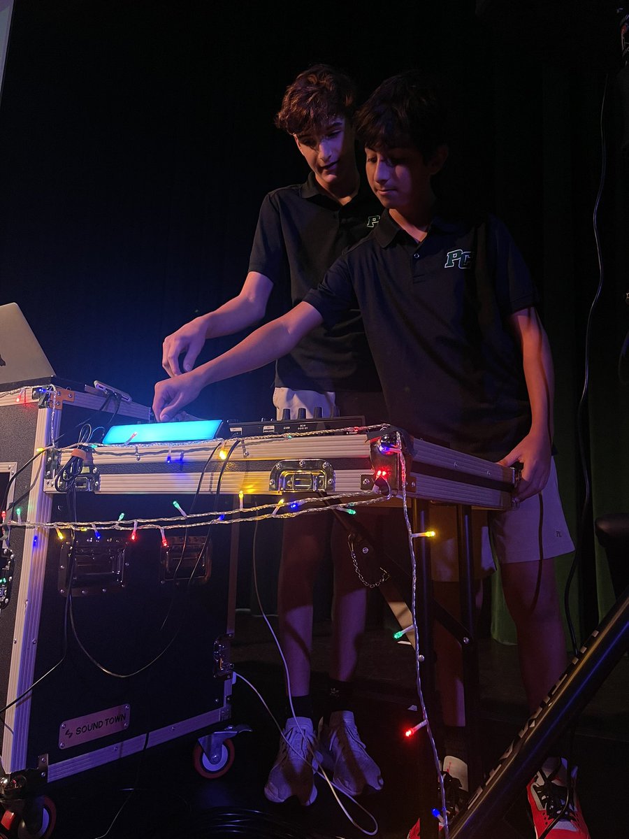 PineCrestArts's tweet photo. #PCMusicProd students provided live music at our Community Building Assembly (CBA) today! The DJ crew spun up remixes of John Lennon’s “Imagine” and layered over student-written rap lyrics that described the CBA theme, “Respect.” #PCFineArts #PCRespect https://t.co/5IRRqsFhGx