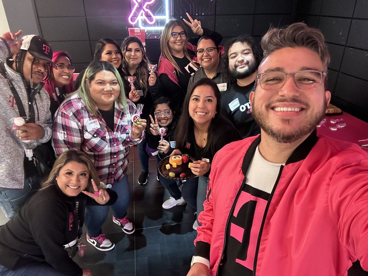 Berenice Reyes tweet media