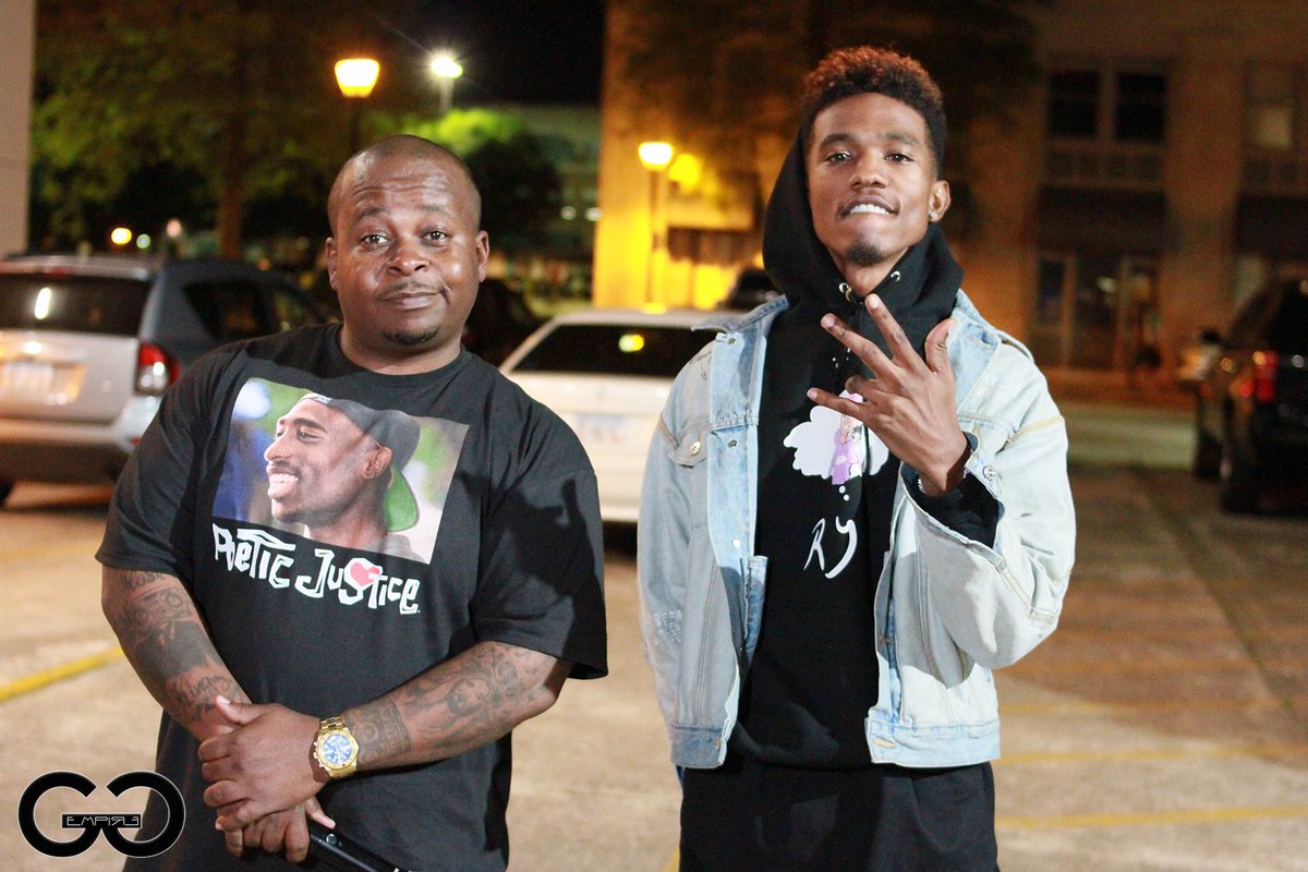 KYDDJOE's tweet photo. #ripBSmith https://t.co/9neAJFxaOc