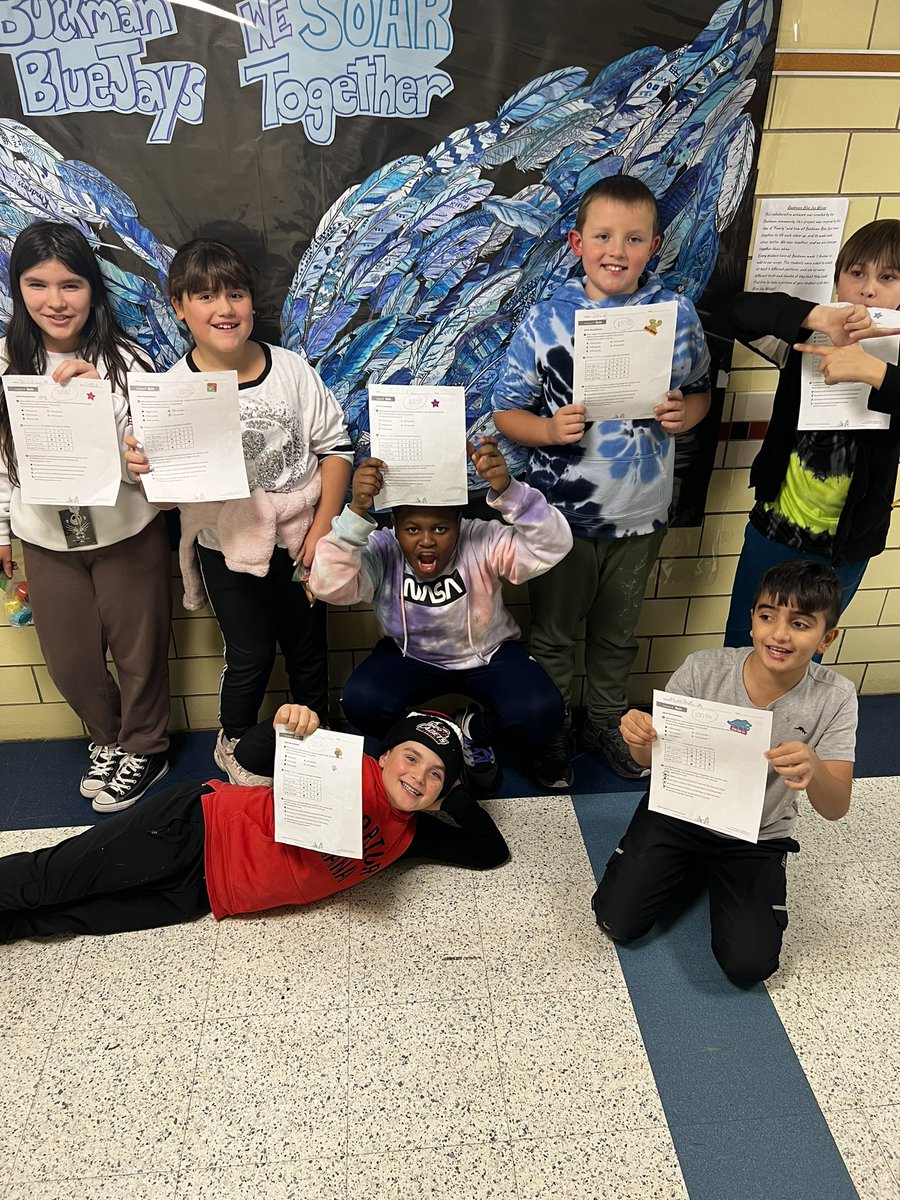 McglashonS's tweet photo. Congrats to this week’s math quiz 9 hundred’s club! #joyofmath @MrJamesReaves @BuckmanHeights @KristenGiulian6 https://t.co/jlz1SSbmFO