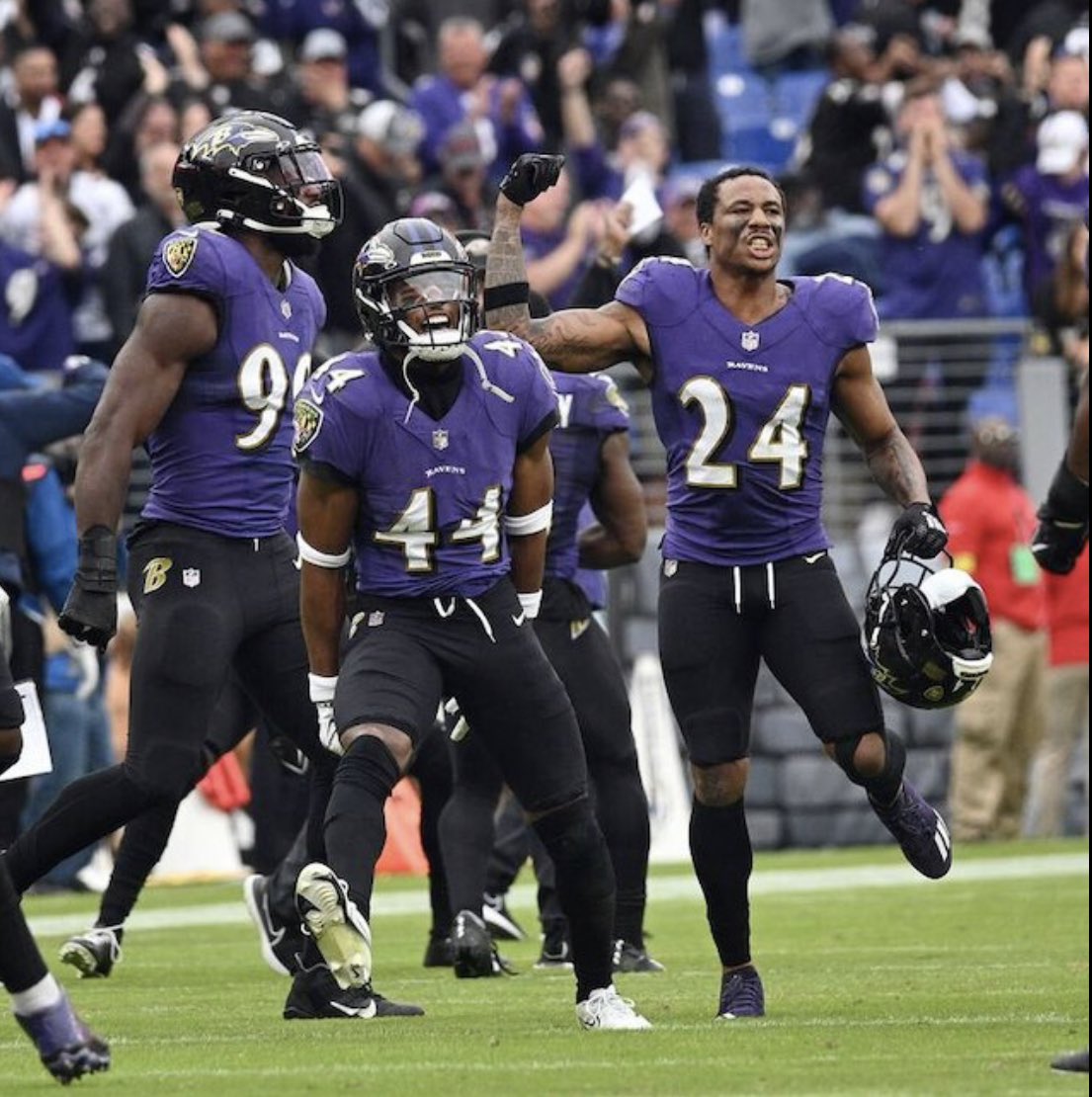 Hit 19,000 followers so it’s time for another jersey giveaway 🚨 

To enter:

1. Like/Interact with this tweet
2. Retweets count as a double entry
3. You MUST be following me!

As always I appreciate the continuous support. Good luck everybody ❗️❗️

#RavensFlock