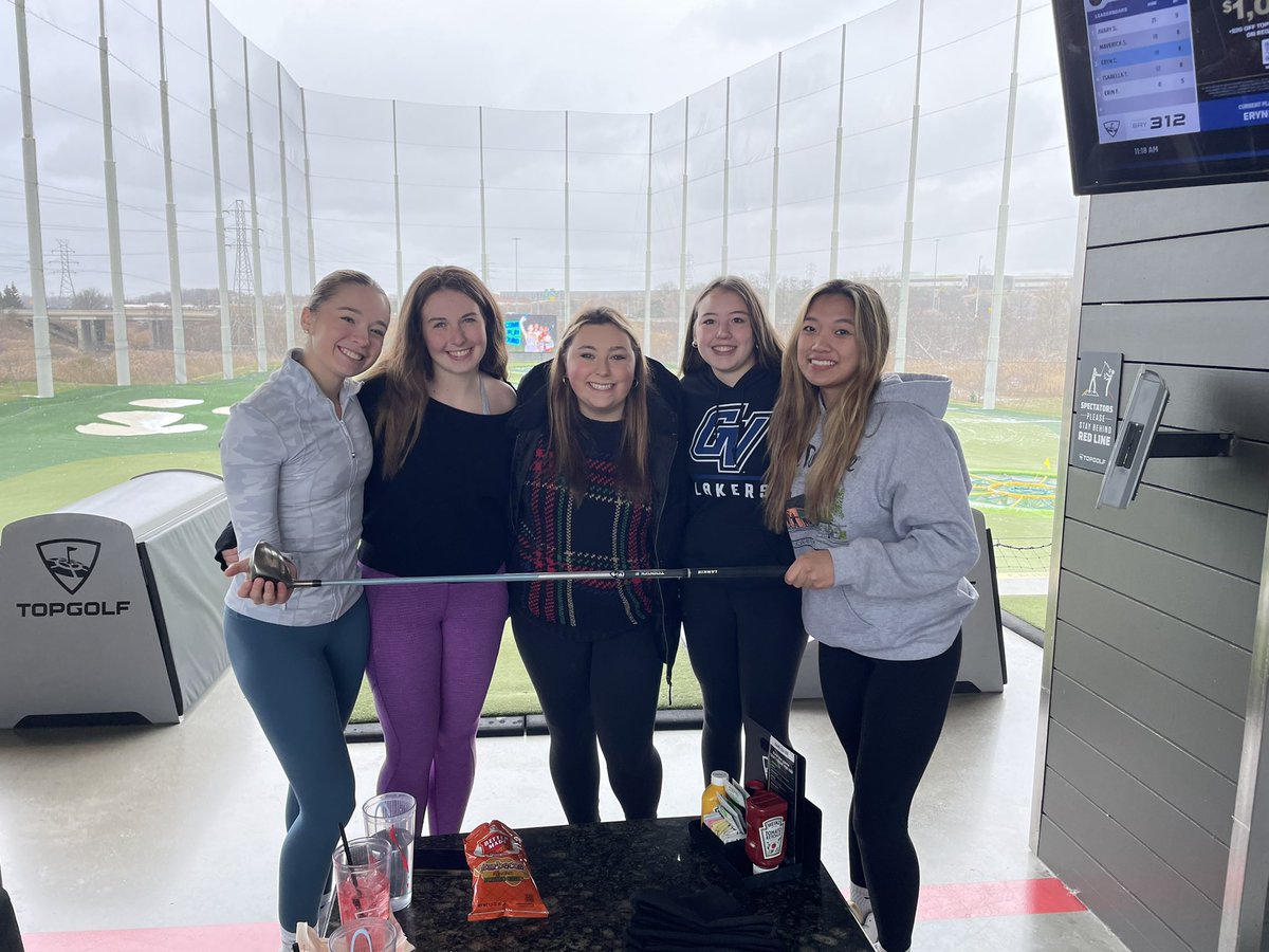 K_cryderman's tweet photo. Shout out to @Topgolf for putting on a great field trip for my marketing students! We got to learn all about the business from the director of operations, and then we got to GOLF! @WeAreSCHS @kmalsbury #RCSCareerReady #RCSLearn https://t.co/MhOpJzd88E