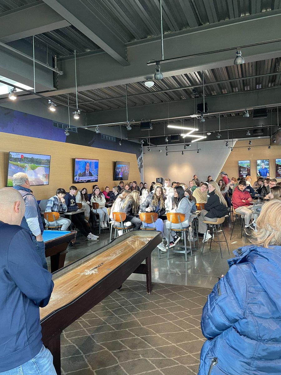 K_cryderman's tweet photo. Shout out to @Topgolf for putting on a great field trip for my marketing students! We got to learn all about the business from the director of operations, and then we got to GOLF! @WeAreSCHS @kmalsbury #RCSCareerReady #RCSLearn https://t.co/MhOpJzd88E