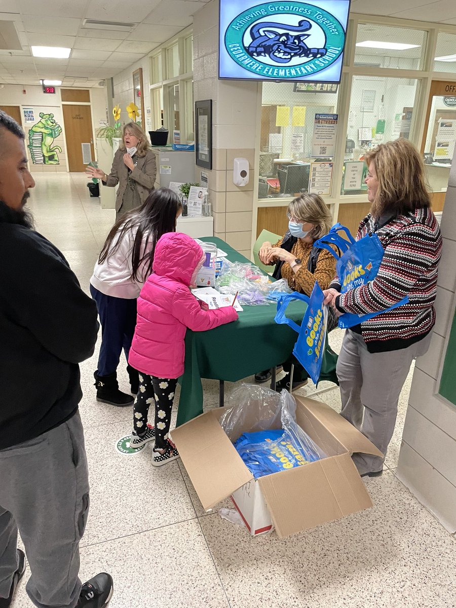 Regina M (@rmatthews529) on Twitter photo Family Reading Night is happening at Cedarmere ES! We have activities to support student learning, and an amazing author to speak to our families! We are achieving greatness together! <a href="/Cedarmere/">Cedarmere Elementary</a> <a href="/BCPS_ELA/">BCPS ELA</a> <a href="/CedarmereReads/">Jennifer Kellington</a> <a href="/bender_stephen/">Stephen Bender</a> Family Reading Night is happening at Cedarmere ES! We have activities to support student learning, and an amazing author to speak to our families! We are achieving greatness together! <a href="/Cedarmere/">Cedarmere Elementary</a> <a href="/BCPS_ELA/">BCPS ELA</a> <a href="/CedarmereReads/">Jennifer Kellington</a> <a href="/bender_stephen/">Stephen Bender</a>