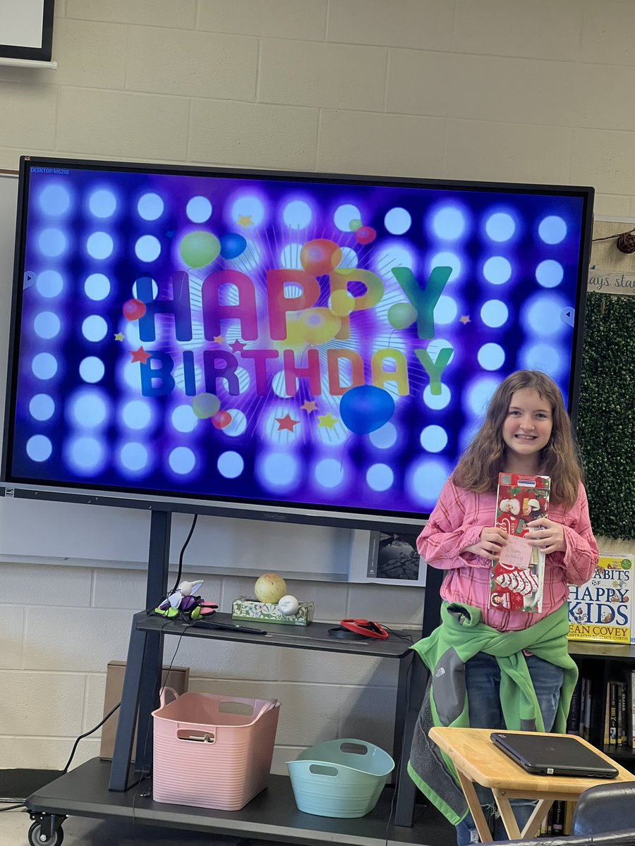 edgellcation's tweet photo. Itโs a week full of birthdays in room 312!! Happy Birthday to the sweet one ๐ #edgellcation #edgellfamily #happybirthday https://t.co/vRvvWcyfyK