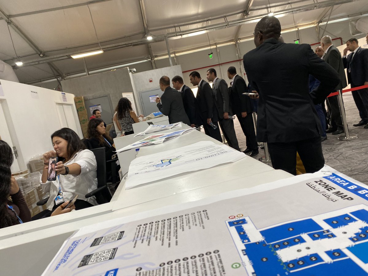 JamesJBurgess's tweet photo. Queues at #cop27
1. To get in; 2. To get food; 3. For security to get goodie bags; 4. To get Ozzie coffee (said to be the best in COP - I’ve never got near the front) https://t.co/CeG5Ubw5hf