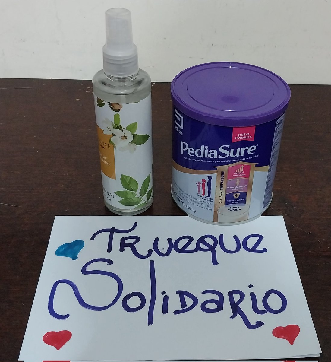 PaolaSmith2812's tweet photo. Todo se vale 💜💪🏽 Pediasure para la pequeñita con desnutrición #truequesolidario #soylavoluntariaintensa 💪🏽💜 https://t.co/Dpkbbyf26u