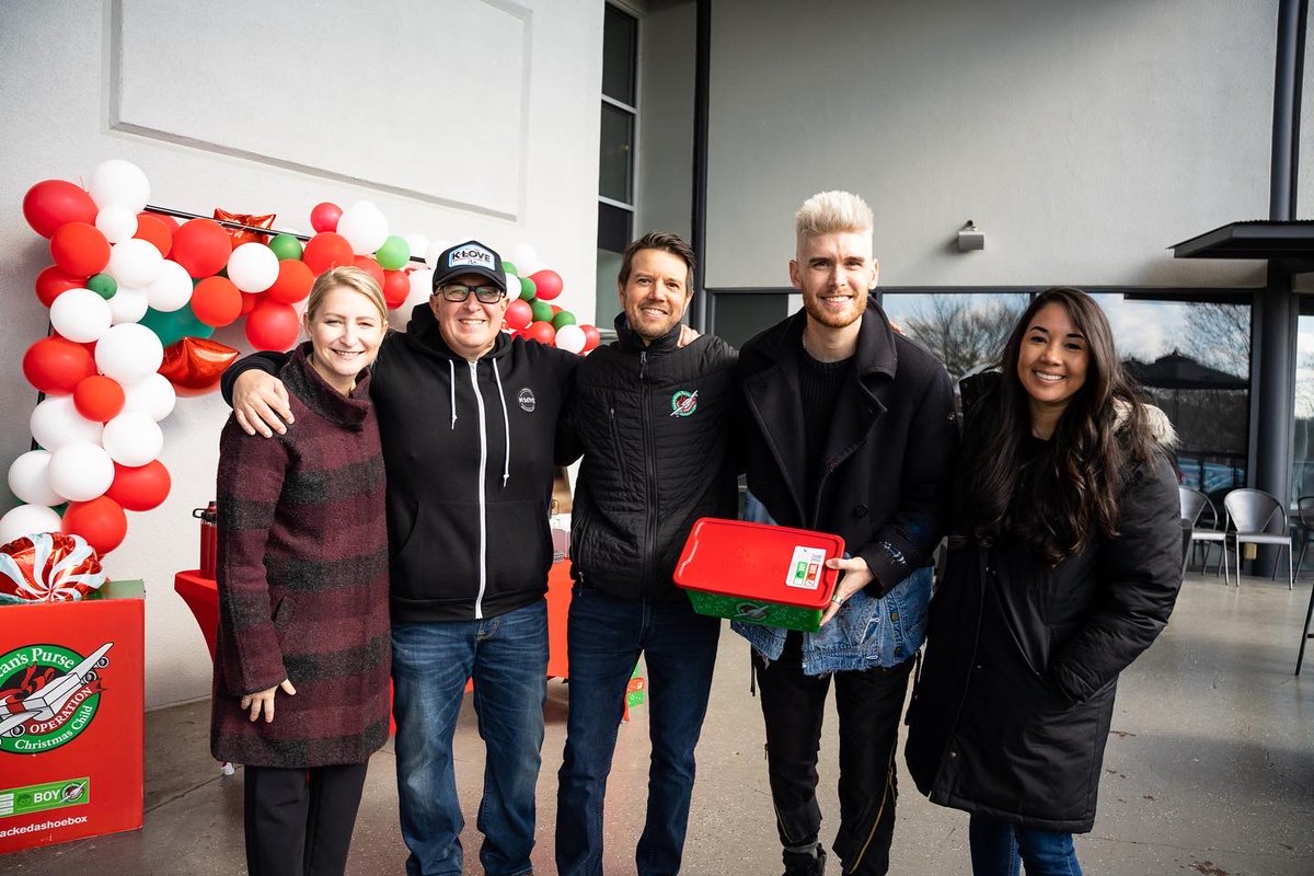 Colton Dixon on Twitter "It was such an honor to join shoebox