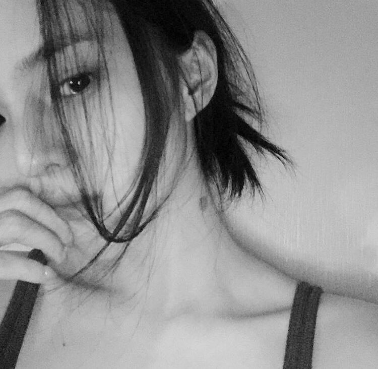 xosheexo's tweet photo. @awcyven this soheesthetic is 🖤
btw it's the world of the married
#HanSohee #hansoheeday #한소희 https://t.co/aXsLYQXeFi