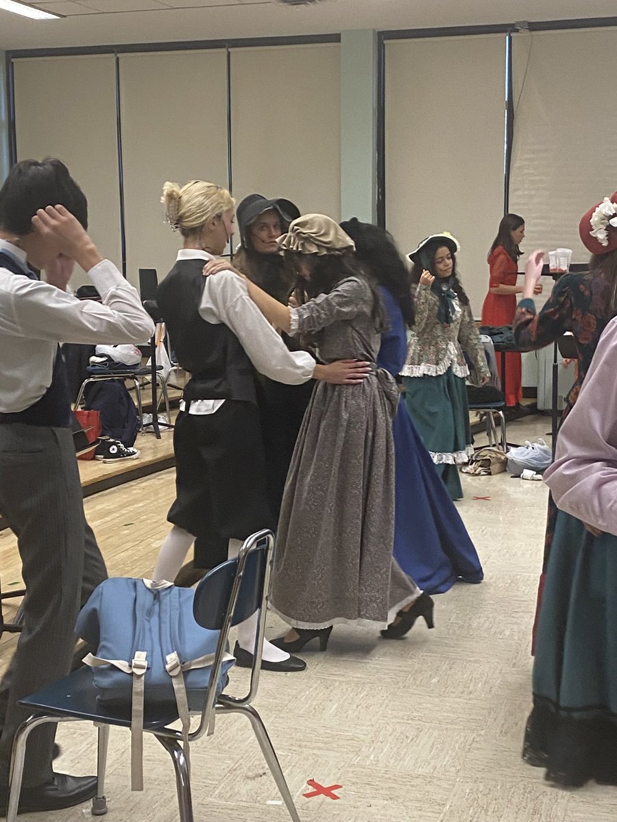 CeccoliBUFSD's tweet photo. Best of luck to the BHS Masters Guild tonight for opening night of A Christmas Carol! I was fortunate to have a backstage pass chaperoning the rehearsal of this talented crew! 
@BethpageFPArts @BethpageUFSD @DschneiderBUFSD https://t.co/llAQDpL9IO