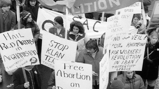 irati1917's tweet photo. Trotskyist League:
"No to the veil! Down with Khomeini
For workers revolution in Iran!"
"Hail Red Army in Afghanistan"
"Free abortion on demand"
"Stop Klan terror" (1983)
#Spartacists https://t.co/E1yXYW5R0c