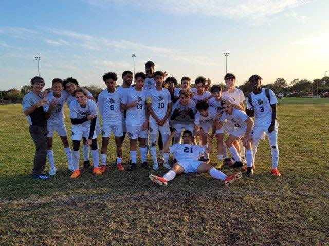 First win is was sweet!! Great team 3-1 win over Somerset with strong play from many players.. Extraordinary play from #21 Niccolo Antonini who scored all 3 goals by way of 2 long free kicks and a perfect upper 90 penalty kick.. Also a gem in goal by #1 , keeper Derek Bigtree