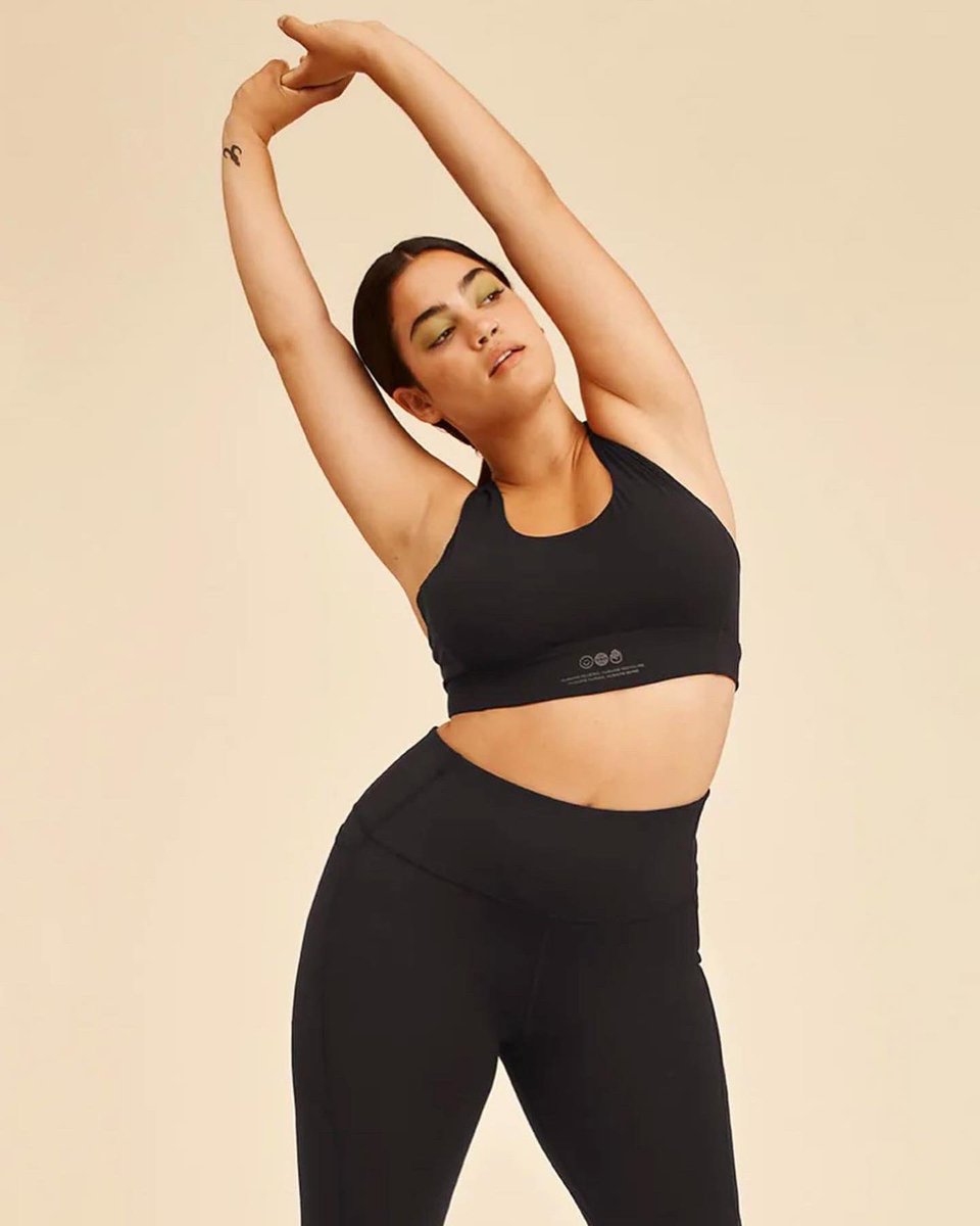 12plusuk's tweet photo. It’s here! ✨ Our amazing 
• D A P H N A • in the new campaign for @humansbeingtogether ❤️beautiful, sustainable activewear by @RitaOra ✨
#proud #campaign #activewear #sustainable #fashion #style #curvemodel #bodypositive #fridayfeeling #RitaOra #modelswithcurves #12plusuk https://t.co/s44o0vQsXi