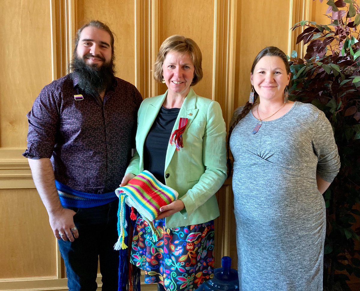 Grateful to Shaughn Daveron, Dr. Kate Elliott & @MetisNationBC govt. They bring resilience, strength & advocate for meaningful change. I was gifted a Métis mental health & harm reduction sash created by nation members. Looking forward to continued partnership & friendship. Marsee