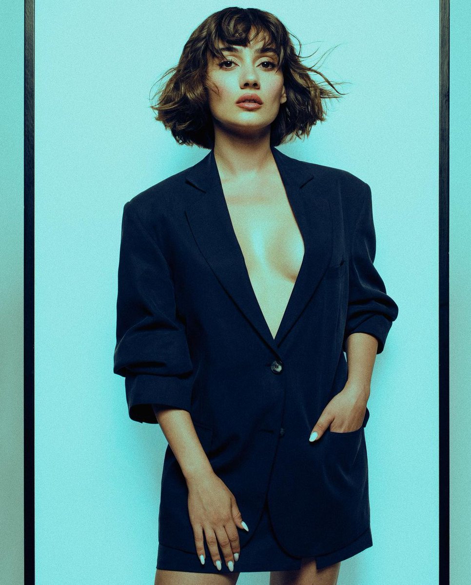 Facebook on Twitter "Sevda erginci"