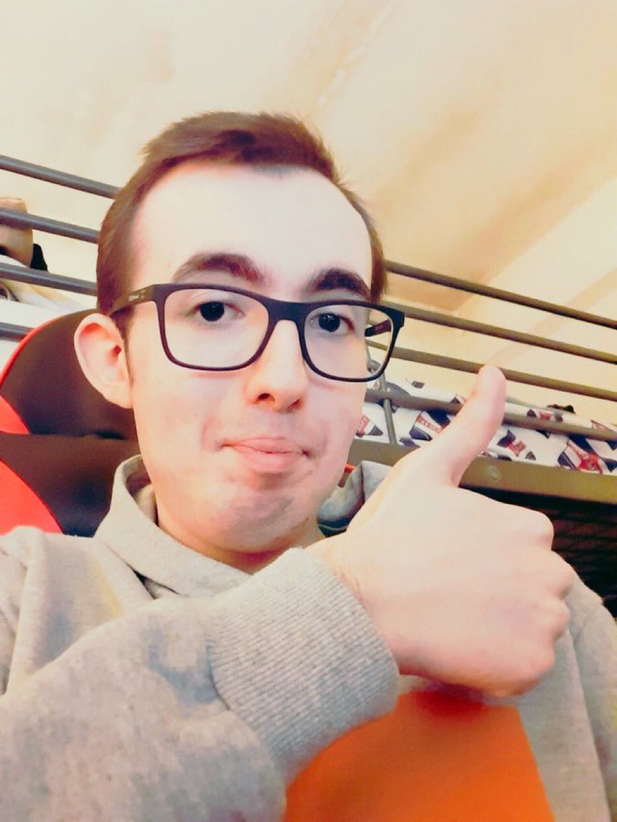 xMeyMC's tweet photo. @SolarsonTK bcx retard victime irl +
pd tu sens le chibre le sperm sèche challah ton daron il crv fdp https://t.co/jASNDQDGez