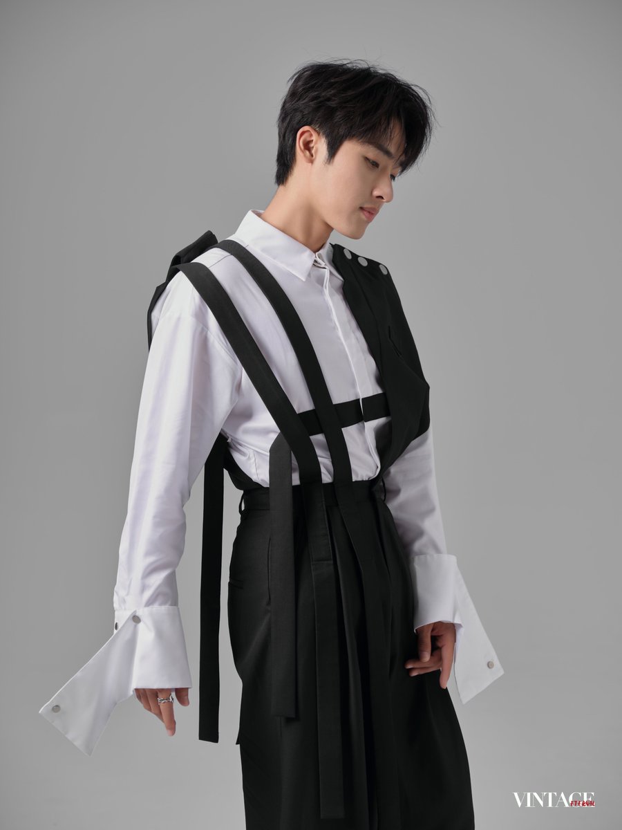 dramaskfan's tweet photo. #ZhangHe para Vintage.
#张赫 #RyanZhang #DeliciousLove #DefyingTheStorm #StopMissHua #TheLegendOfJinYan #TheFlamesDaughter #EternalLove #LoveO2O #RunawaySweetheart #cdrama #dorama https://t.co/n2eWmao1Wa