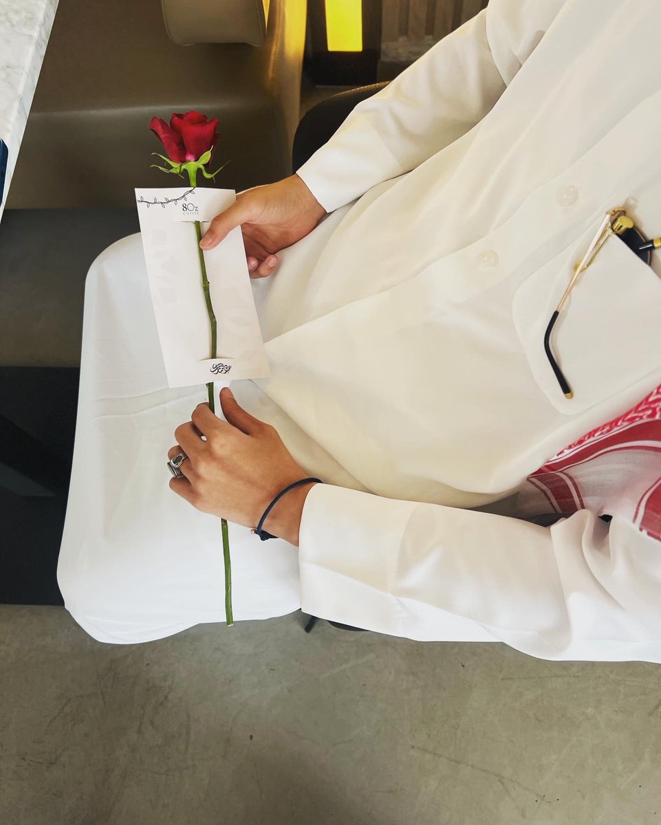 MAQ140's tweet photo. قبل تنتهي 2022 حطوا أربع صور كنتوا سعيدين فيها بهذي السنة: https://t.co/0UaNtkSPT1