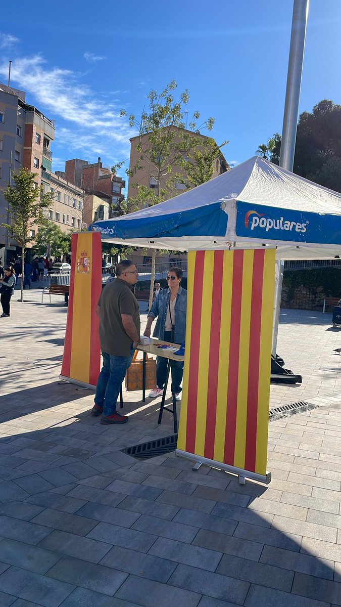 Este próximo sábado regresamos al mercat de la muntanyeta para seguir recibiendo el feedback que nos habéis hecho llegar las anteriores ocasiones, todo el que quiera acercarse será bienvenido y conocernos.