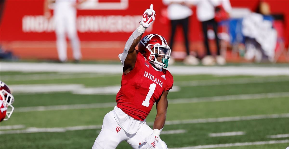 I am extremely blessed to say that I have received my 17th offer from Indiana University Thank you for the opportunity <a href="/Lee_Wilbanks/">Coach_Lee_Wilbanks</a> 🔴⚪️ <a href="/CoachOmli/">Tate Omli</a>