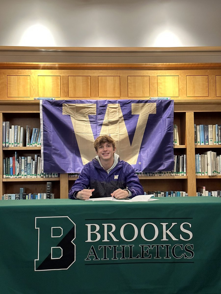 Brooksbsoccer's tweet photo. Harry has completed his NLI to University of Washington. https://t.co/AWxnuMMSU5