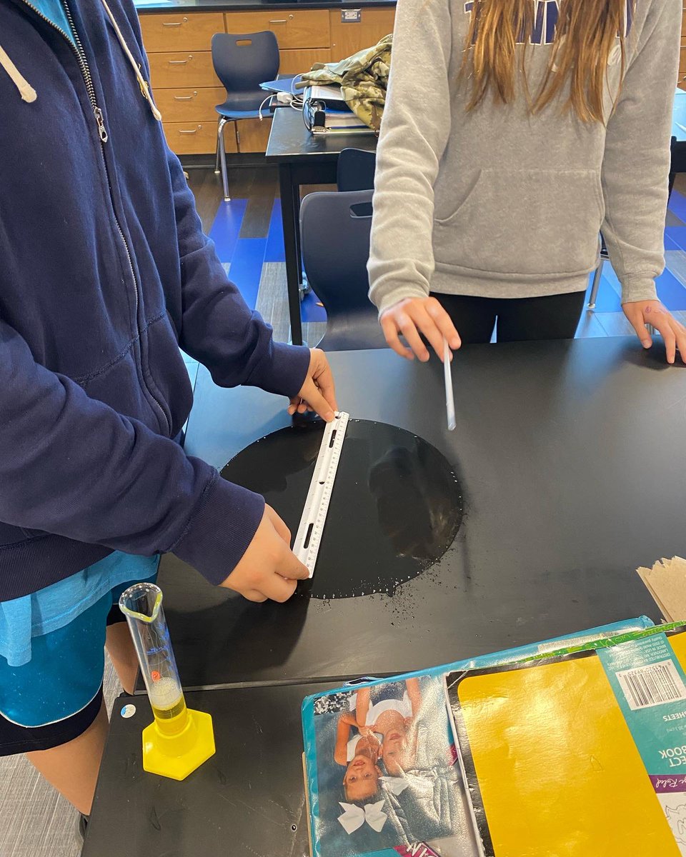 #7Thunder scientists collected data for their Metric Measurement Performance assessment today, measuring volume, length, temperature, and time in their Bubble Inquiry investigations. 🫧 #inquirybasedlearning #authenticassessment #handsonscience <a href="/MTwpMS/">MTwp Middle School</a>