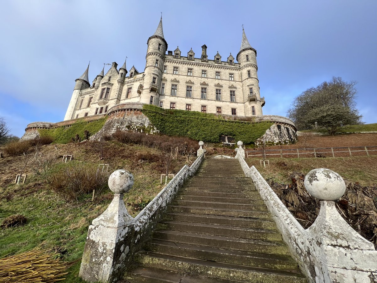 Dunrobin Castle🏴󠁧󠁢󠁳󠁣󠁴󠁿.                                   <a href="/ThePhotoHour/">#ThePhotoHour</a> <a href="/andrewsp2009/">Andrew Spratt</a> @amkingphoto <a href="/Dunrobin_Castle/">DunrobinCastle</a> <a href="/WanderTheNC500/">Wander The NC500</a> <a href="/NC500guide/">The NC500 Guide</a> <a href="/Nc500G/">NC500 Go!go!go! 🏴󠁧󠁢󠁳󠁣󠁴󠁿</a> #beautiful #nature #Scotland #photography #photographer #photo