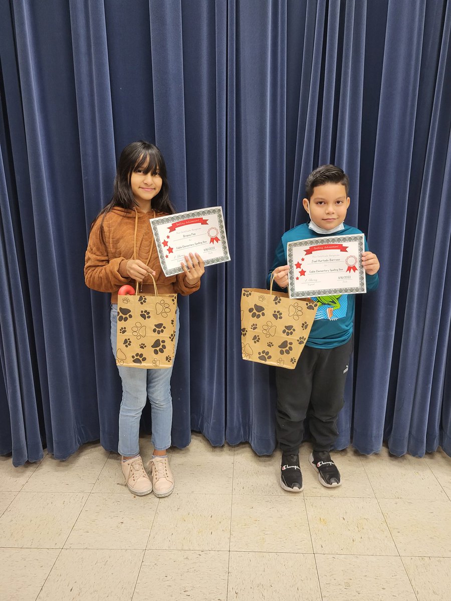 The winners of the Cable Elementary Spelling Bee! 🐝 Way to go, Cable Cubs! @NISDCable @NisdBILESL @RootEdSA @Dpin1967 @galindo_lann