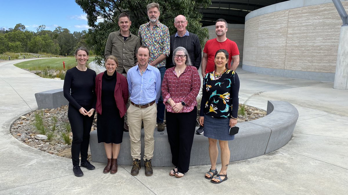 And that’s a wrap! Your dedicated outgoing/incoming @ASBS_botany Council and SECR subcommittee on the last day of our SECR conference in Mt Annan @AustralianBG 👇